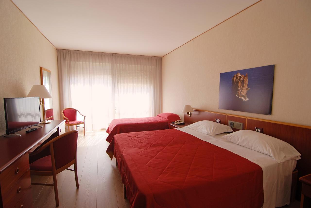 Hotel Torre Normanna Altavilla Milicia Exterior photo