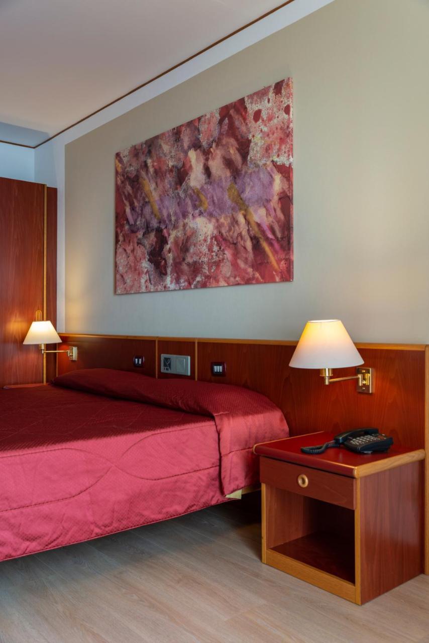 Hotel Torre Normanna Altavilla Milicia Exterior photo