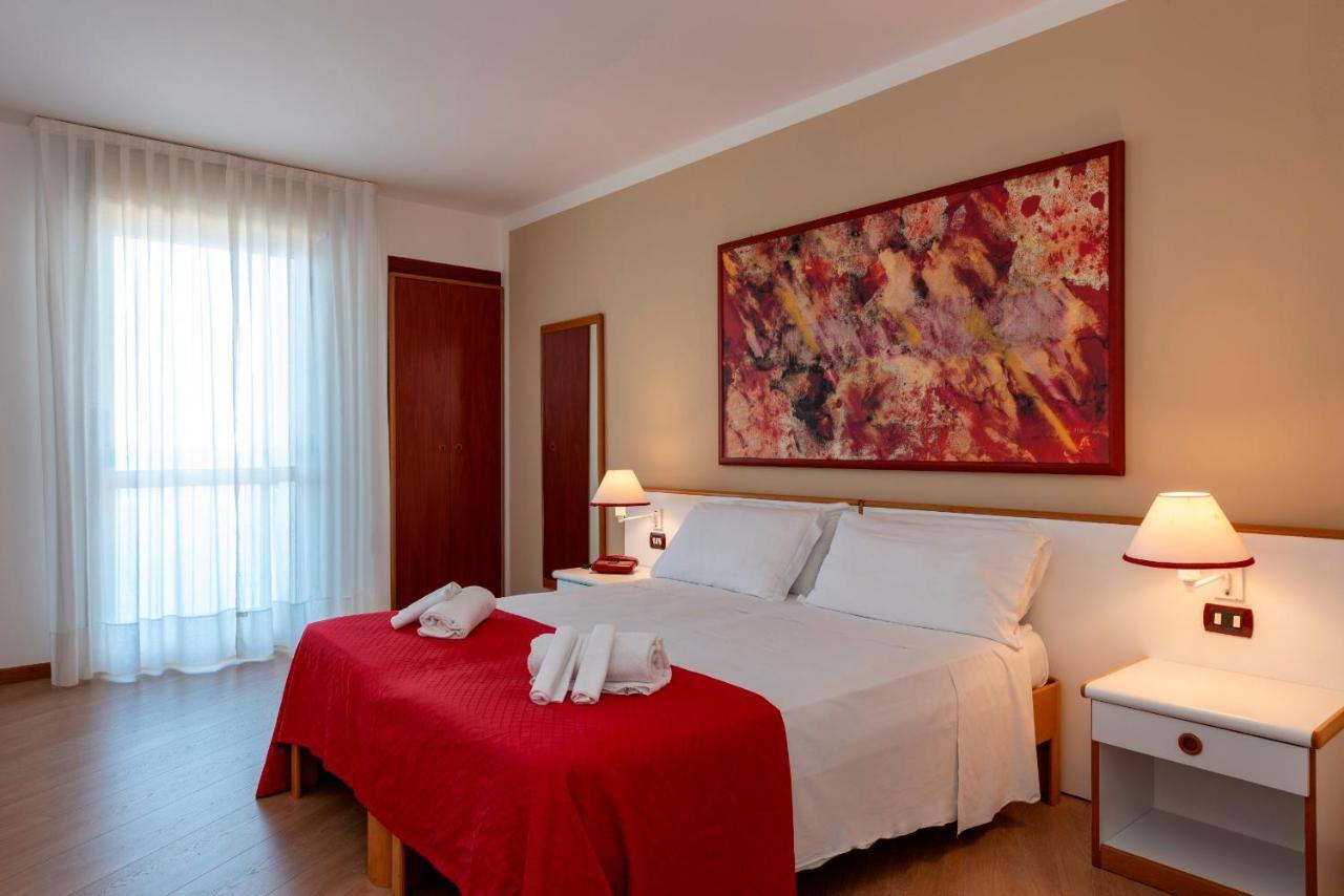 Hotel Torre Normanna Altavilla Milicia Exterior photo